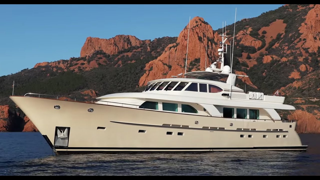 Yacht Video