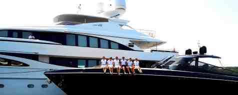 Why Charter a Yacht in Corsica?