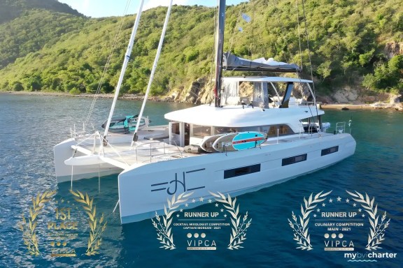 BVI Catamaran Charter, Justified Horizons