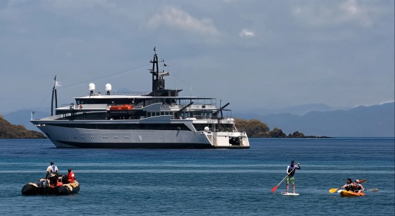 Variety Voyager