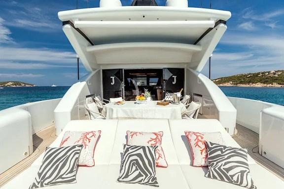 Stern sunpad