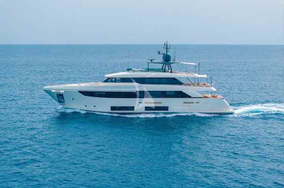 Image of DIANA II yacht #10