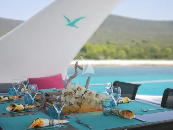 Image of SKYLARK yacht #19