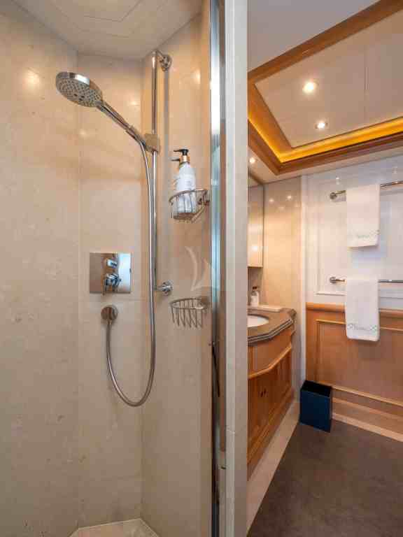 Double cabin ensuite bathroom