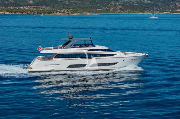 Image of E3 yacht #8