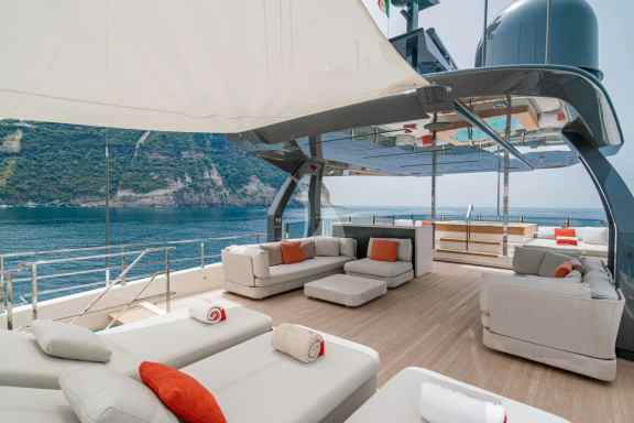 Image of DIANA II yacht #61