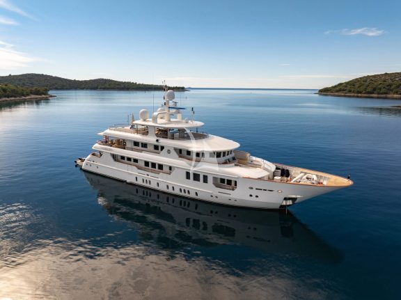 Image of INCAL yacht #3