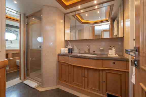 Double cabin ensuite bathroom