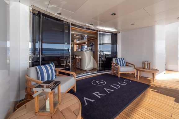 Main deck aft