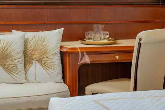 Image of NIGHTFLOWER yacht #30