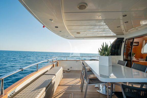 Image of WHITEHAVEN yacht #31