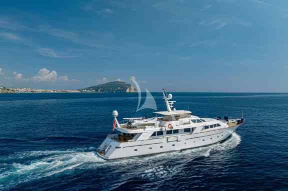 Image of NIGHTFLOWER yacht #12