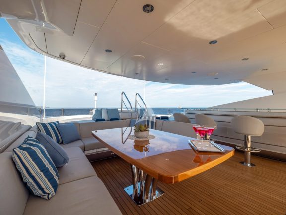 Sun deck