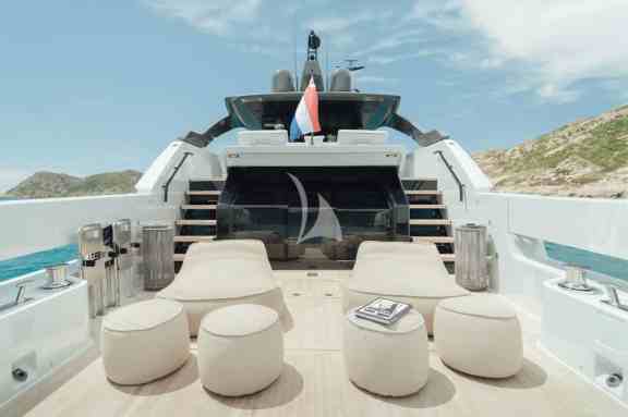 Image of BLUEGAME BG74 yacht #26