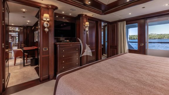 Master suite