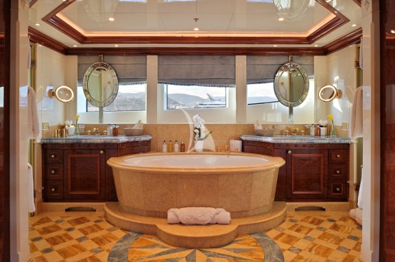 Master suite bathroom