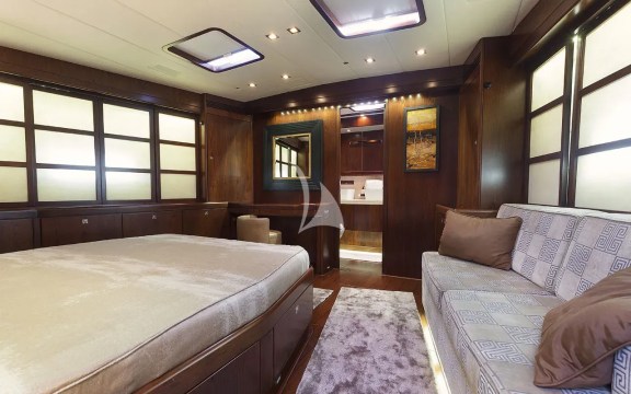 Owner suite