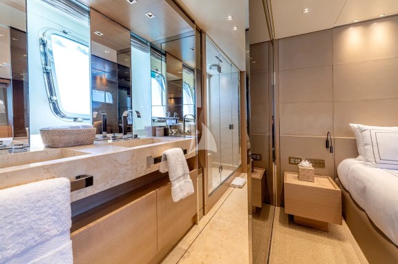 Master cabin bathroom
