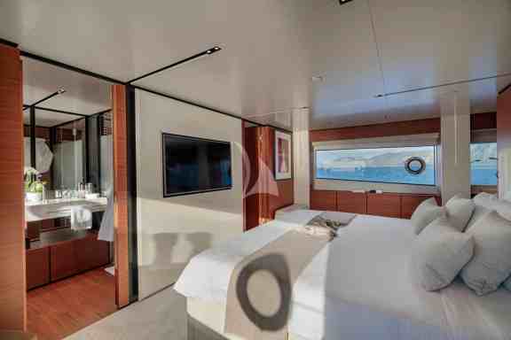 Image of SOUTH yacht #40