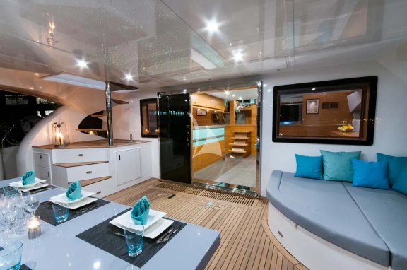Image of SKYLARK yacht #18