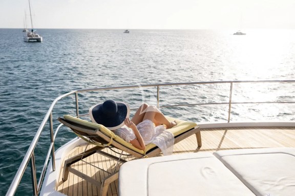 SORANA - on deck - copyright Ines Aramburo