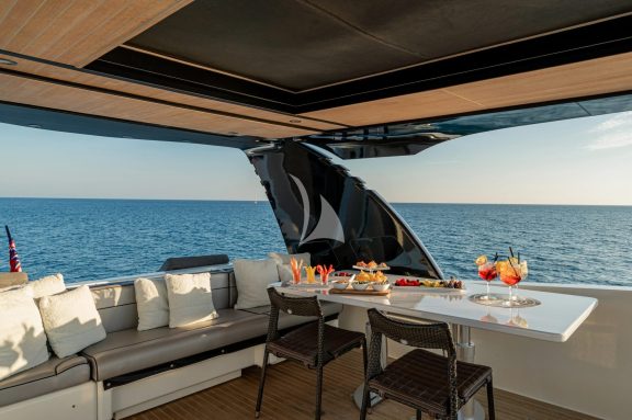 Image of WHITEHAVEN yacht #38