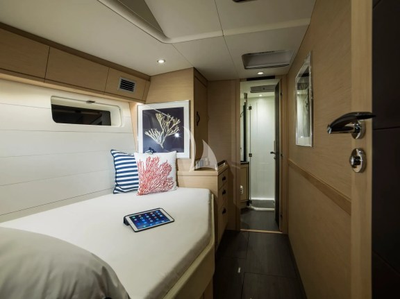 Image of THEA yacht #21
