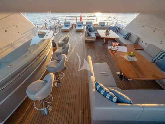 Sun deck