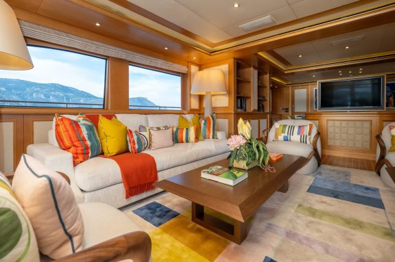 Main deck salon