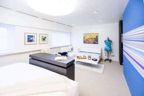 VIP Blue cabin