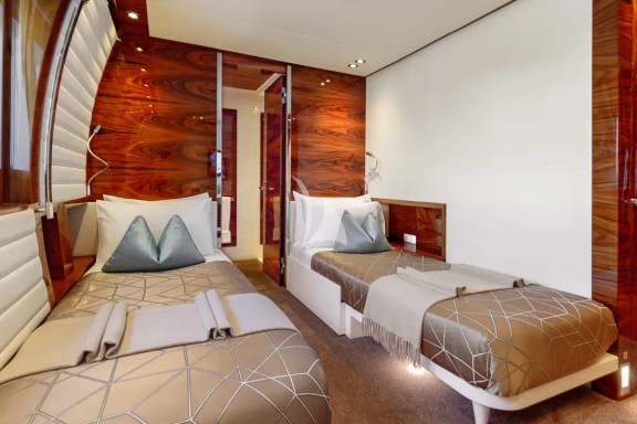 Twin cabin