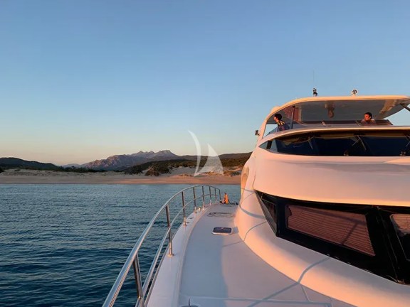 Image of SKYLARK yacht #23