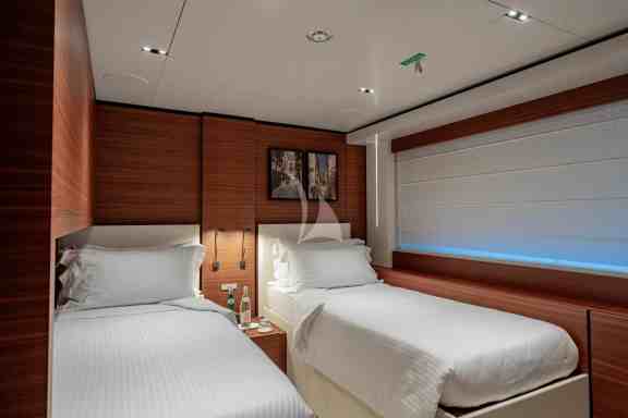 Image of SOUTH yacht #62