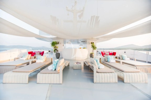 Sun deck