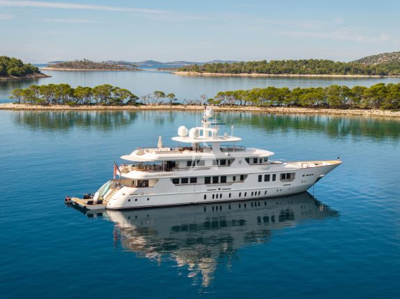 Image of INCAL yacht #2