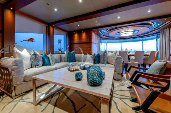 Sky-lounge