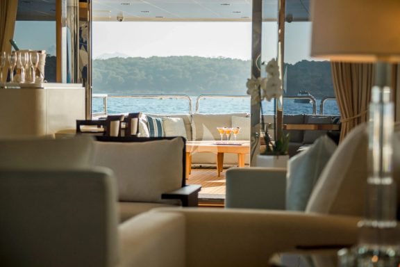 Main deck aft