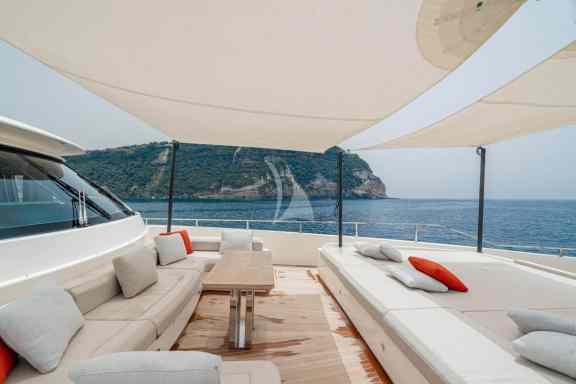 Image of DIANA II yacht #62