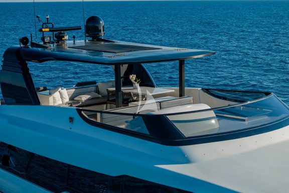 Image of WHITEHAVEN yacht #36