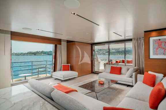 Image of DIANA II yacht #40
