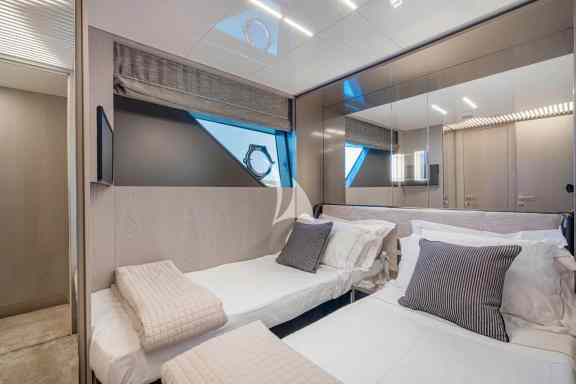 Image of E3 yacht #50