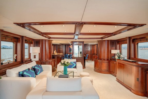 Main deck salon