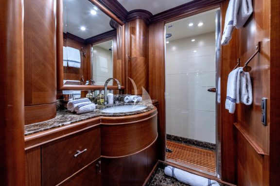 Twin Cabin - Ensuite