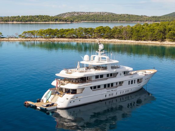 Image of INCAL yacht #4