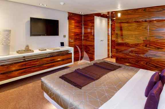 VIP Cabin