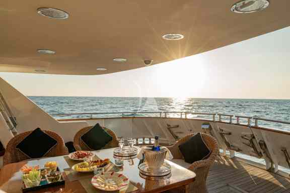 Image of NIGHTFLOWER yacht #69