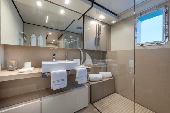 Guest ensuite