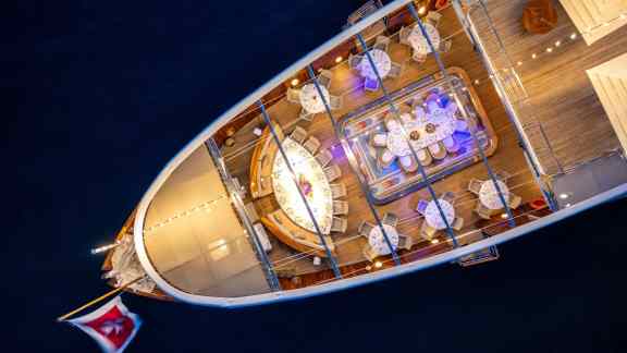 Image of CHRISTINA O yacht #53
