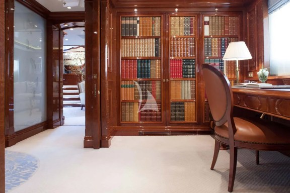 Private Master suite office