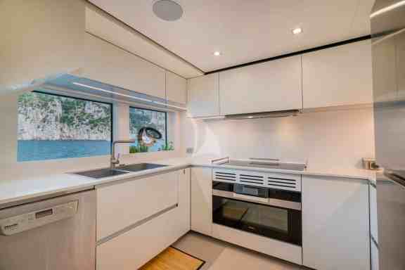 Image of SOUTH yacht #60